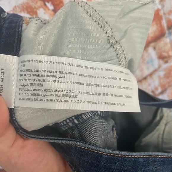 Hollister high rise waist distressed skinny jeans - Picture 8 of 9